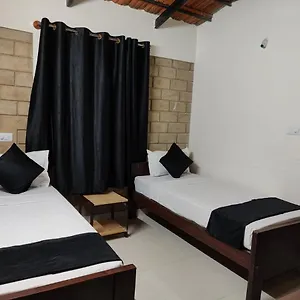 Minimal Poshtel , Mysore India