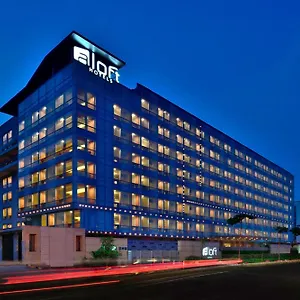 ***** Hotel Aloft Aerocity India