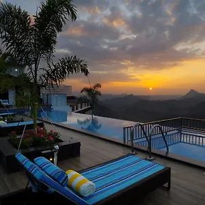 ***** Hotel The Panoramic Getaway India